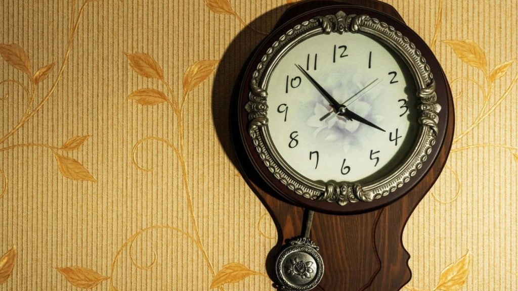 Quelle horloge murale vintage adopter pour un style rétro ?